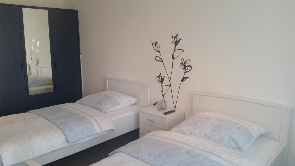 Studios Near Basel Airport Saint-Louis  Room photo